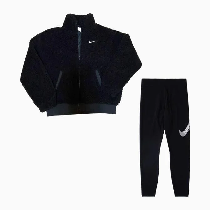 everyday essentials tops for women -Women's Sportswear Swoosh Outfit