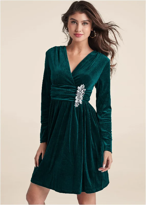 women's party dresses -Embellished Velvet Dress - Green